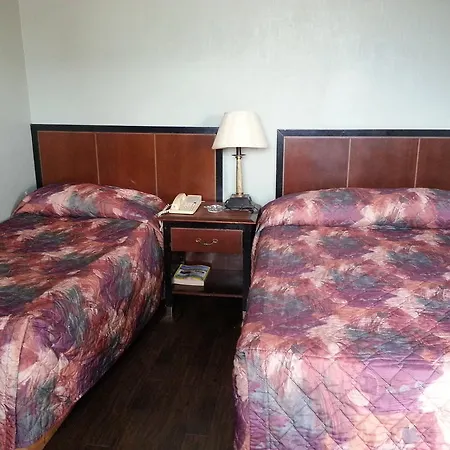 Queensway Motel-2